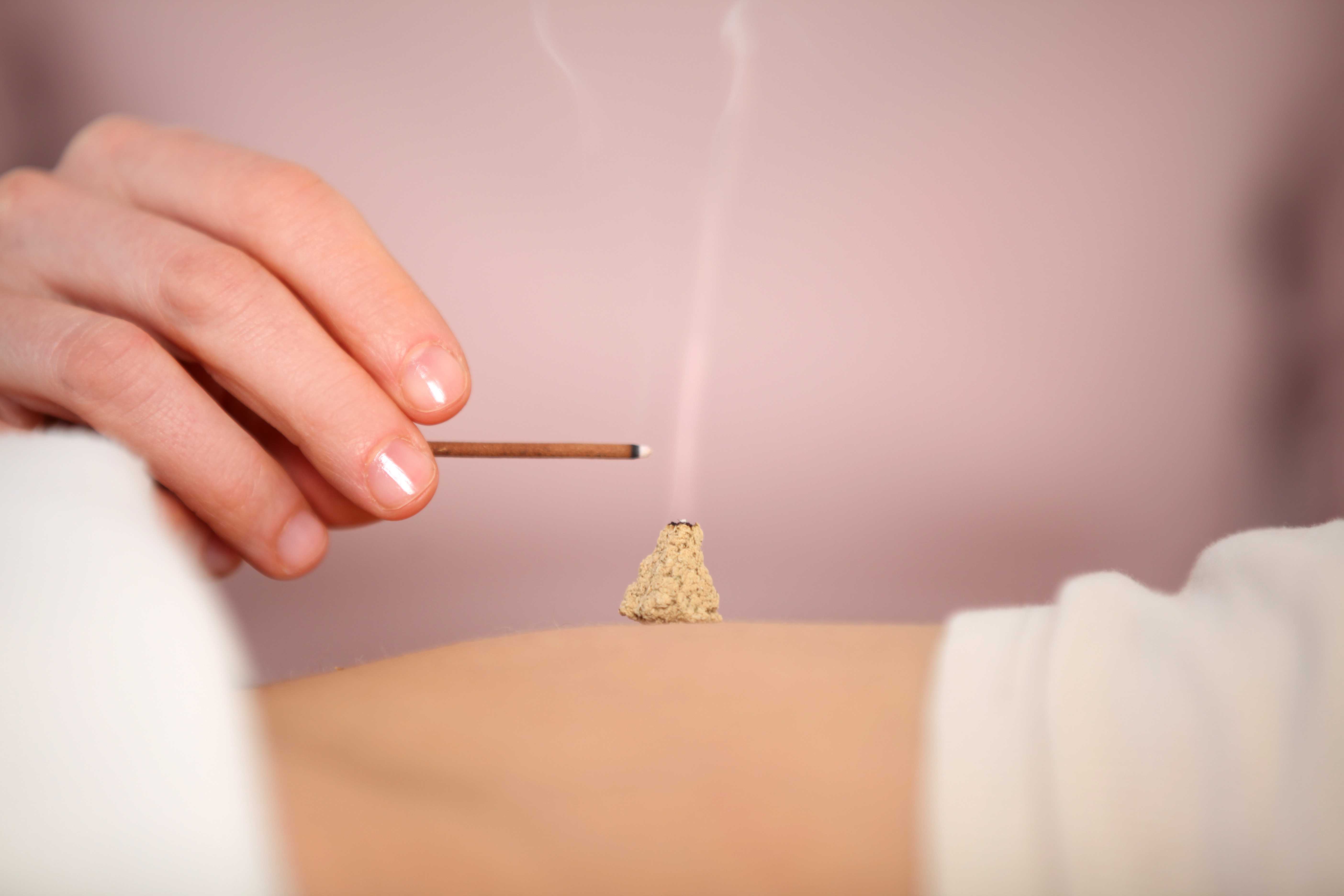 Moxibustion Behandlung bei Frauenheilkunde